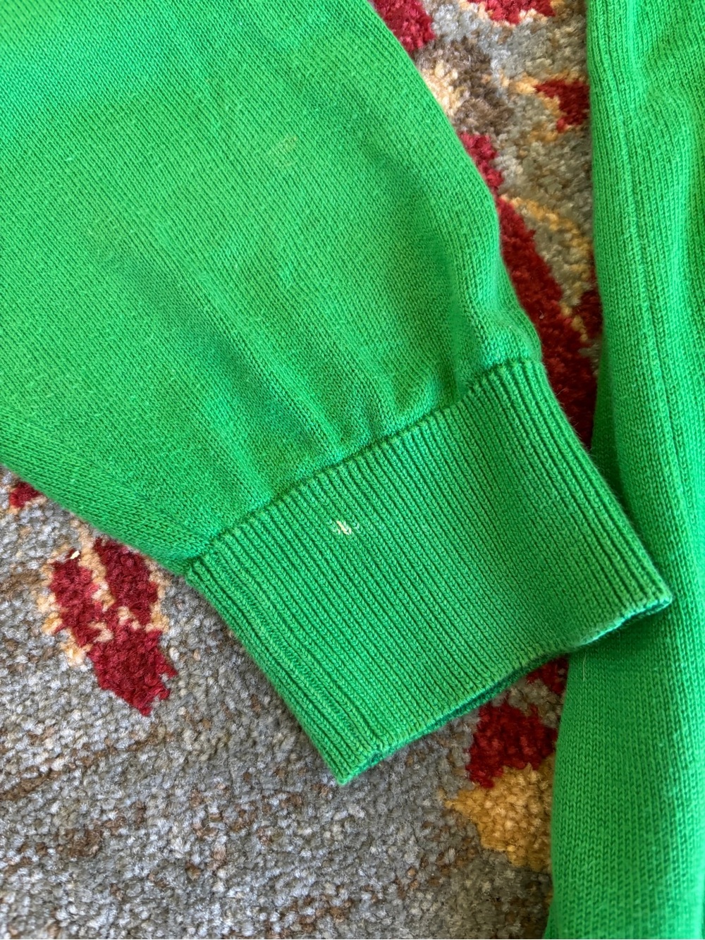Lacoste v-neck 100% cotton sweater mens 7 (US XXL) - Picture 5 of 6